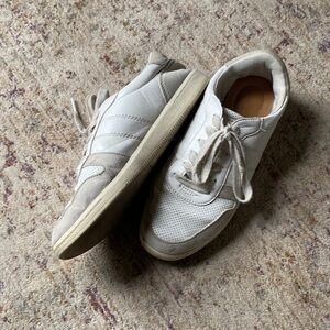 Comfy white sneakers